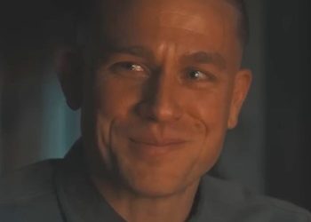 Маньяк примеряет кожу своих жертв в жутком трейлере сериала