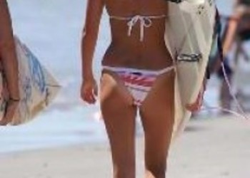 Слухи Surfer girl